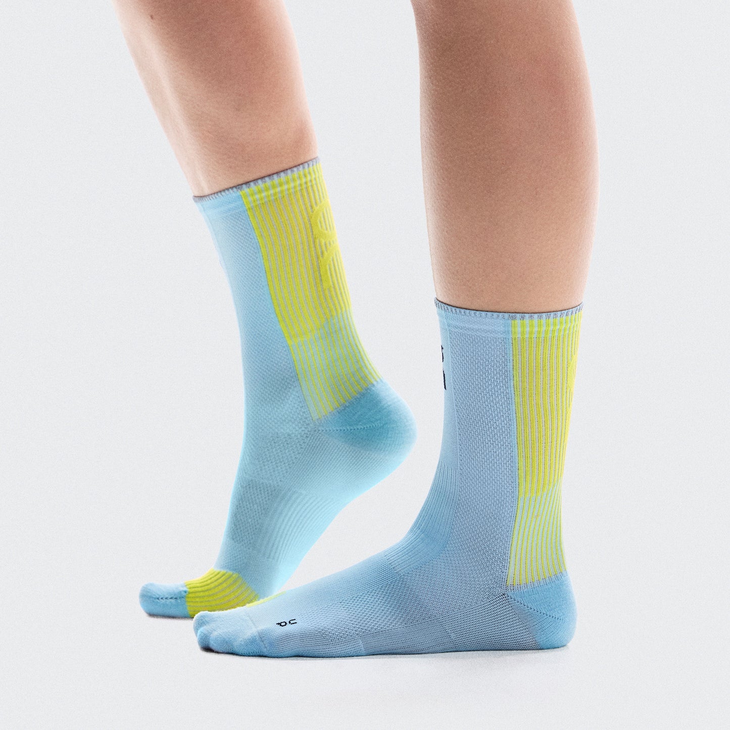 Performance Run Sock High