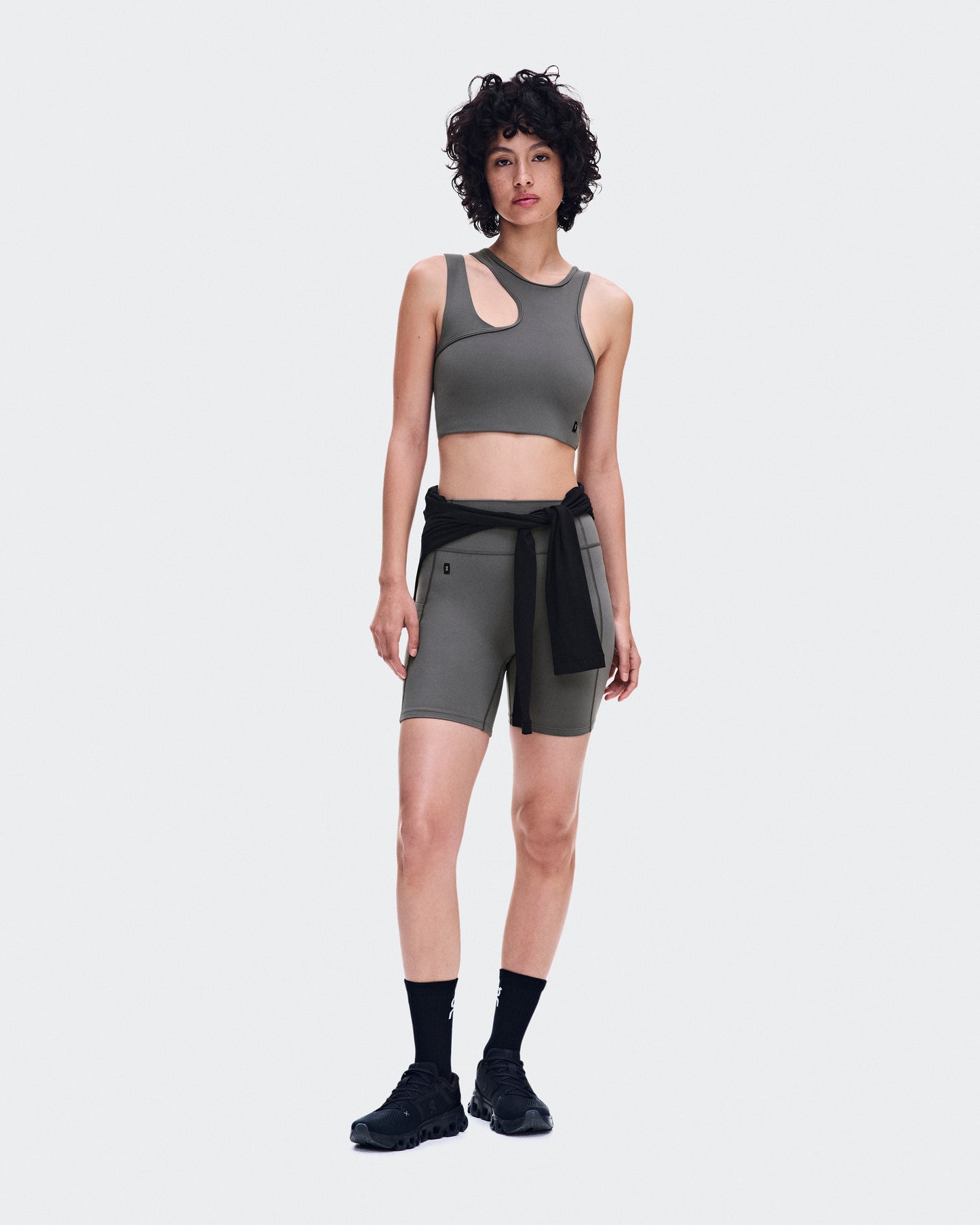 Studio Asymmetric Crop