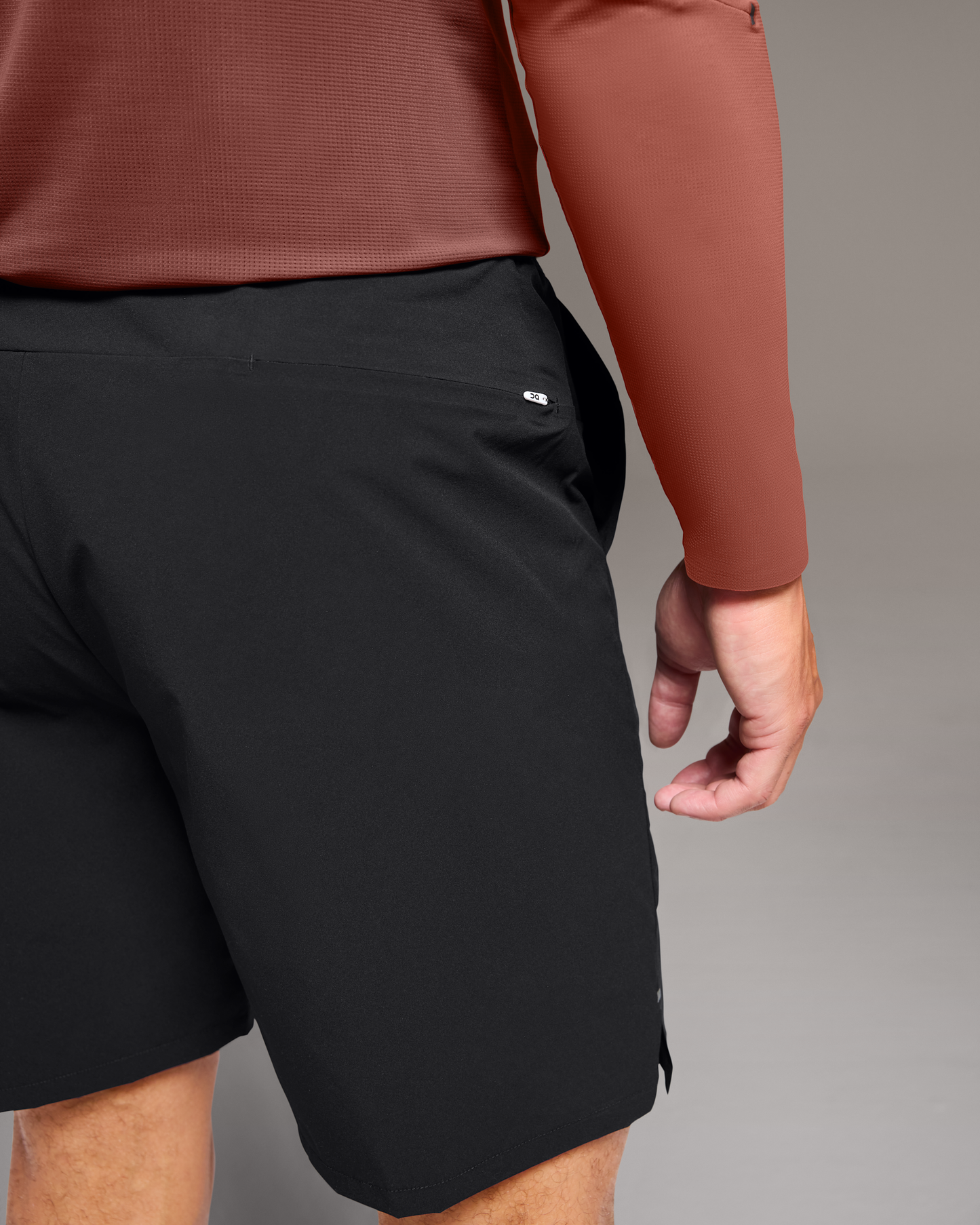 Performance Hybrid Short