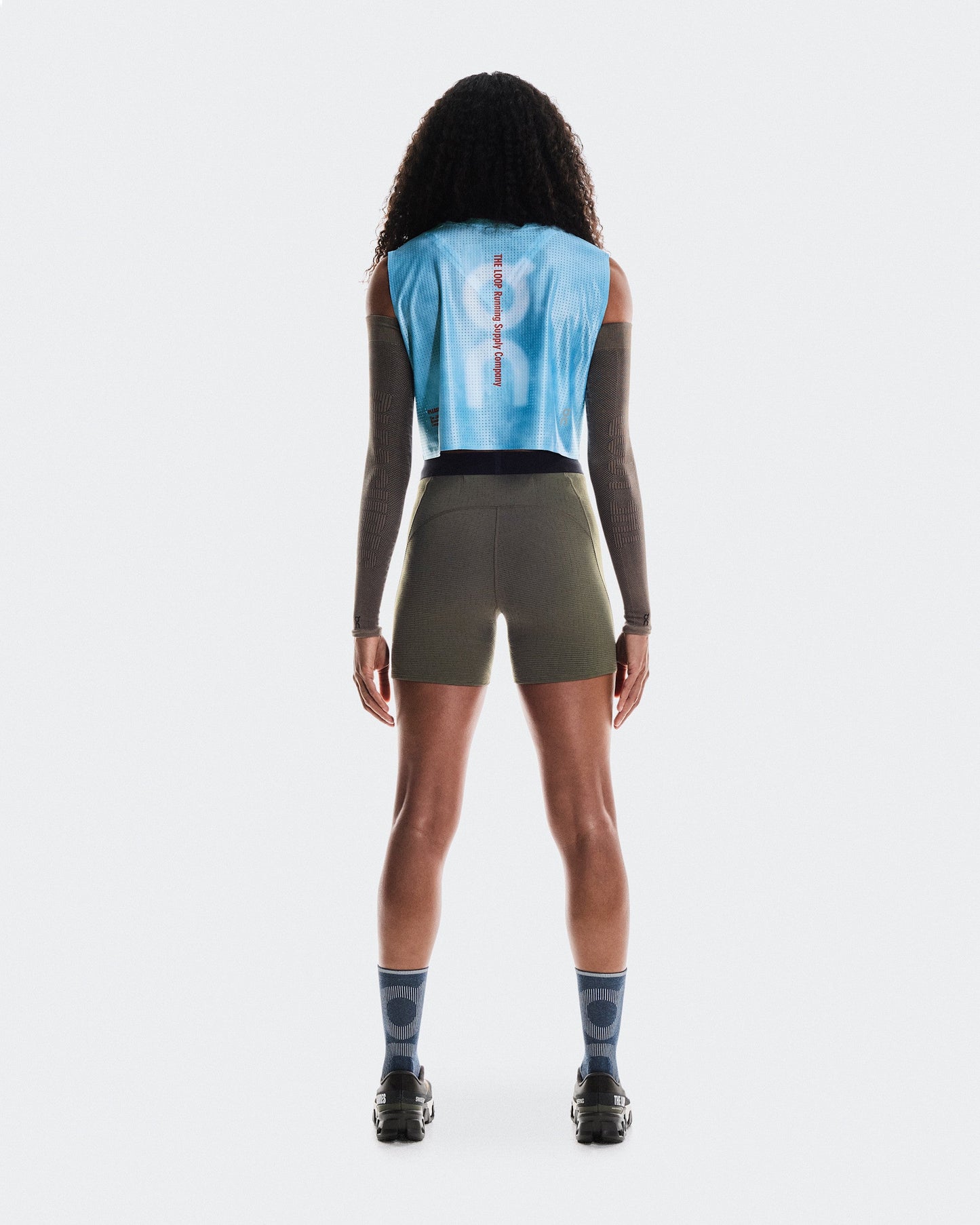 Tank PLEASURES x The Loop